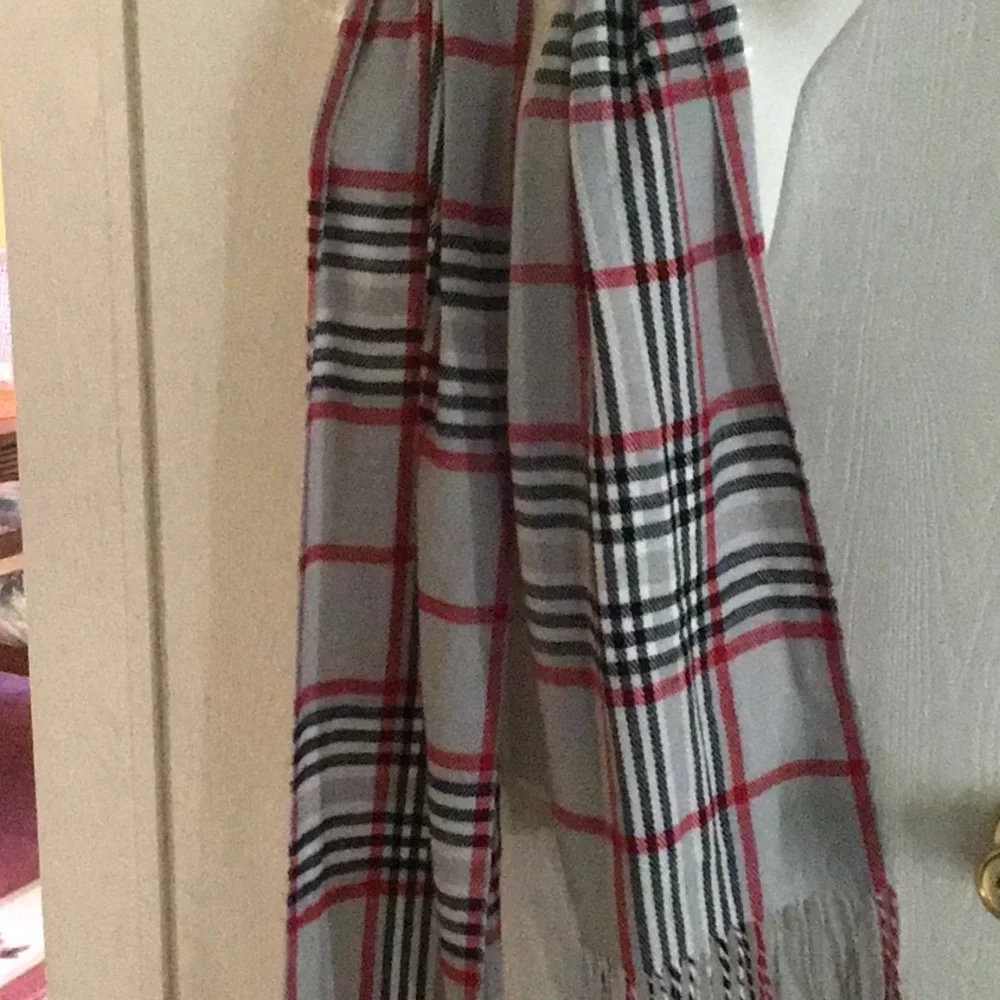 Scarf full-size Unisex grey red with fringe washable nice style unisex
